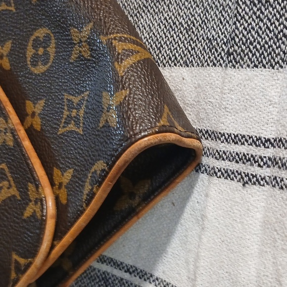 Authentic Louis Vuitton Crossbody Bag Pochette Florentine Monogram Brown - Picture 7 of 16